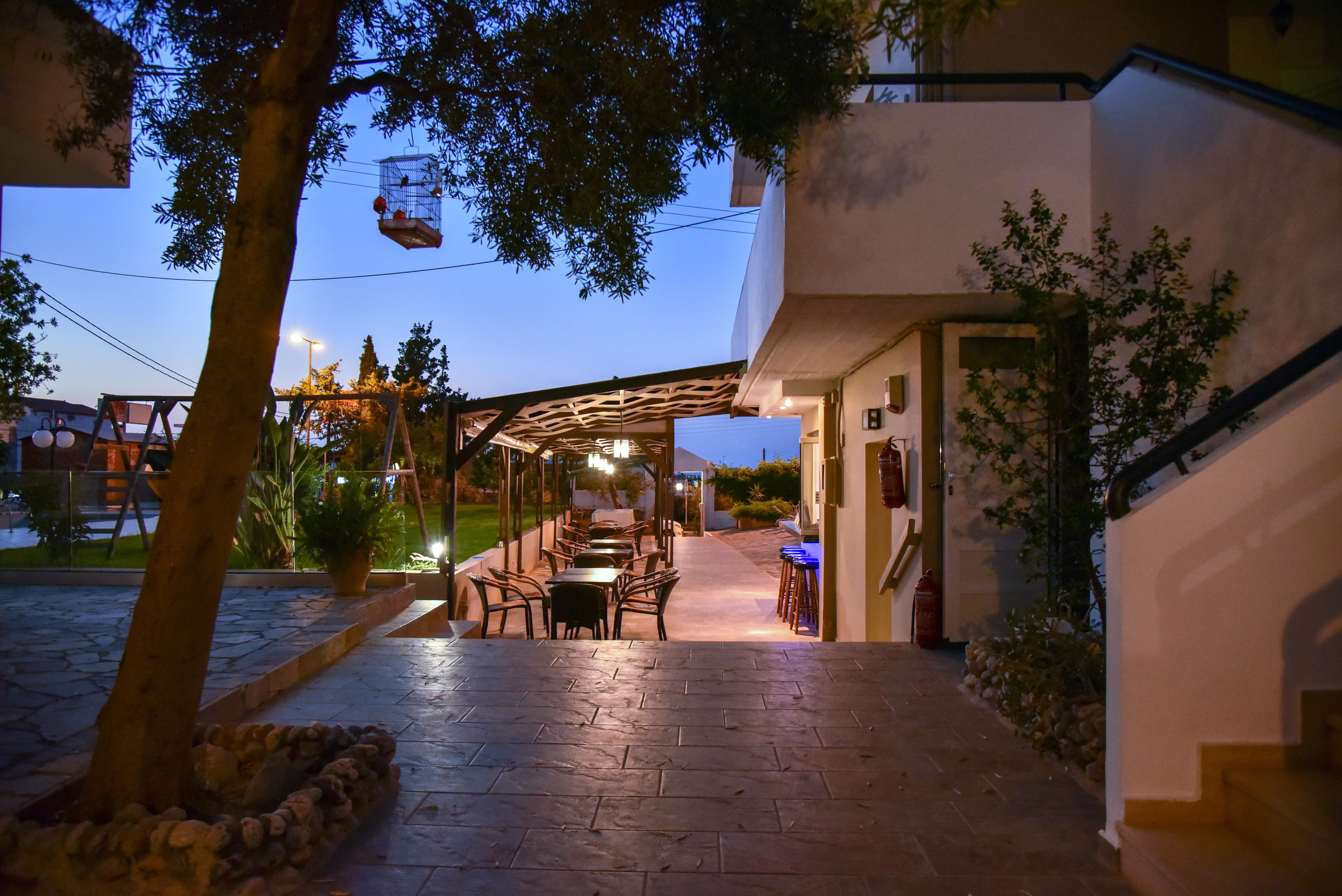 Iraklis Apartments Stalida Exterior photo